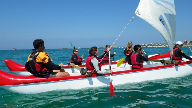  Paseo en canoa por la Polinesia 